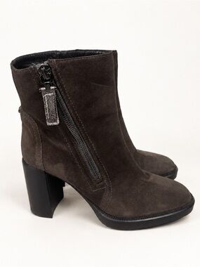 Aquatalia Emma Waterproof Suede Block Heel Ankle Boots 8.5 Italy